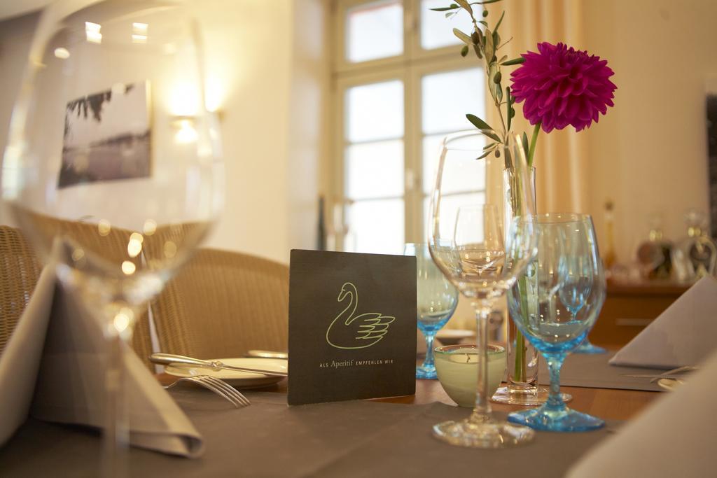 Landhotel Zum Schwanen Mit Restaurant Mona Liza Osthofen Kültér fotó